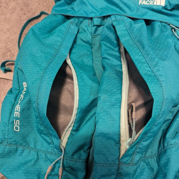 The North Face Banchee 50 Backpack - Womens M-L - Picture 4 of 9